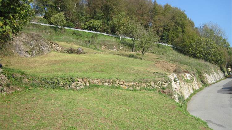 Земля под строительство в Продажа в Zogno