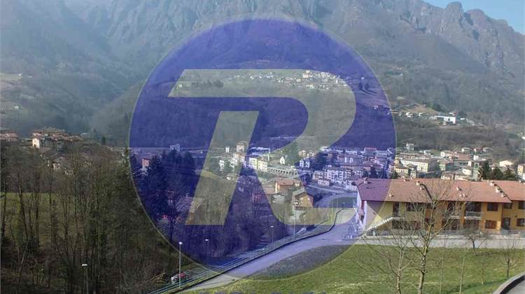 Terrain à bâtir Dans Vente à San Giovanni Bianco