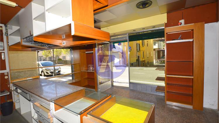 Laden zu Verkauf in San Pellegrino Terme