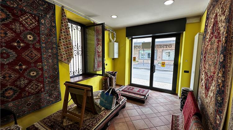 Laden zu Verkauf in San Pellegrino Terme