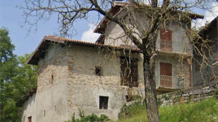 Rustic for Sale in San Giovanni Bianco