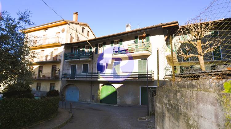 4-und MehrzimmerWohung zu Verkauf in San Giovanni Bianco