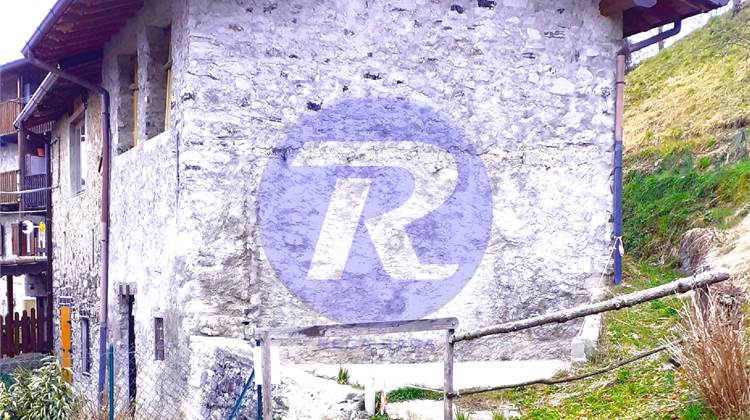 Rustic for Sale in San Giovanni Bianco