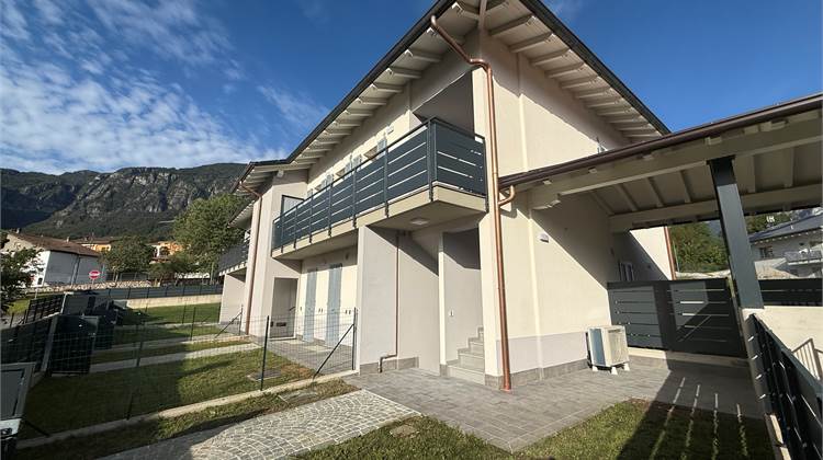 4 ou plus pièces Dans Vente à San Giovanni Bianco