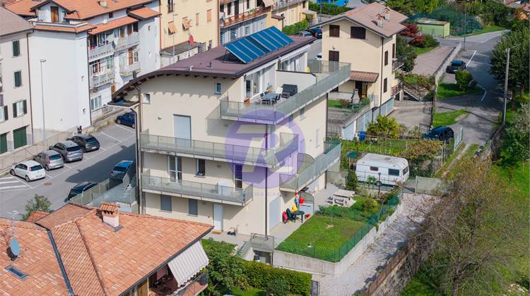 3 locali In Vendita a Zogno