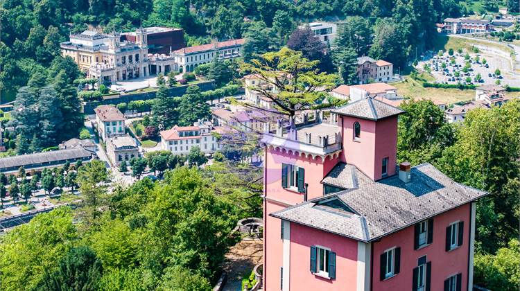Villa In Vendita a San Pellegrino Terme