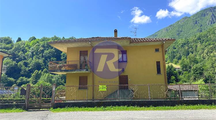 3br. or more apartment for Sale in San Giovanni Bianco