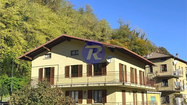 4-und MehrzimmerWohung zu Verkauf in San Giovanni Bianco