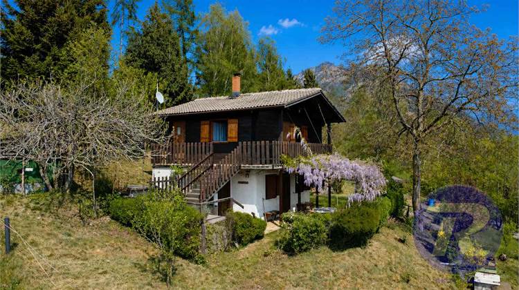 Chalet indipendente con terreno e vista panoramica – San Pellegrino Terme, Spettino
