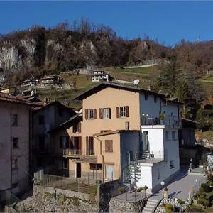 Porzione di Casa In Vendita a San Pellegrino Terme