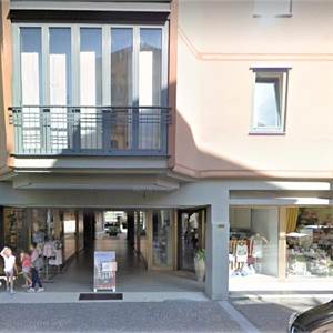 Negozio In Affitto a San Pellegrino Terme