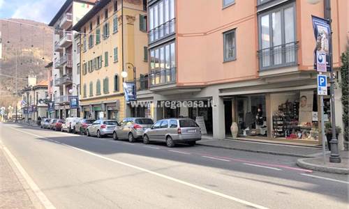 Negozio In Affitto a San Pellegrino Terme