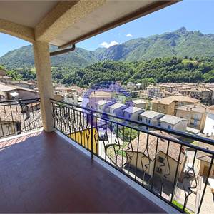 4 o più locali In Vendita a San Giovanni Bianco