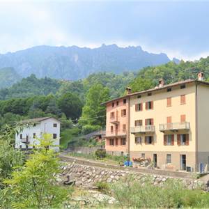 Porzione di Casa In Vendita a San Giovanni Bianco